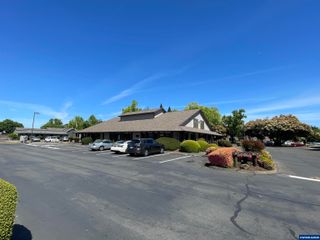 2475 Lancaster Dr NE, Salem, OR 97305