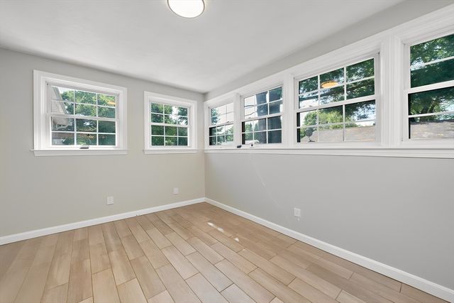 33 Bartlett Rd, Randolph, MA 02368