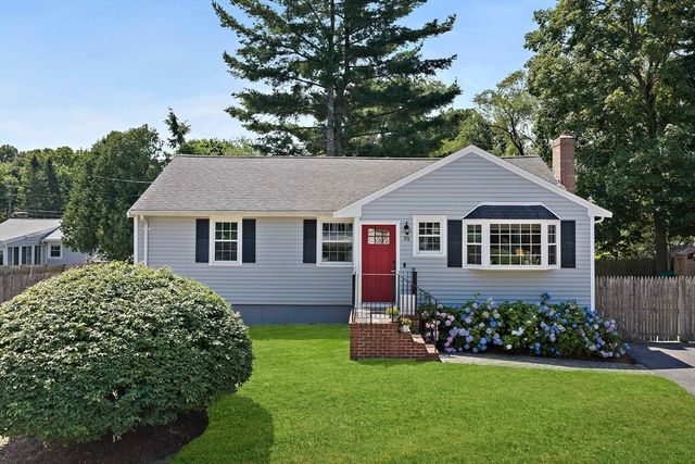 33 Bartlett Rd, Randolph, MA 02368