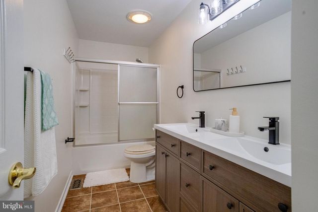 114 CEDAR RD, Chester, MD 21619
