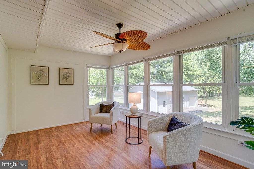 Image 21 of property listing at 114 CEDAR RD, Chester, MD 21619
