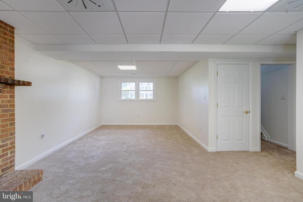 Image 46 of property listing at 114 CEDAR RD, Chester, MD 21619