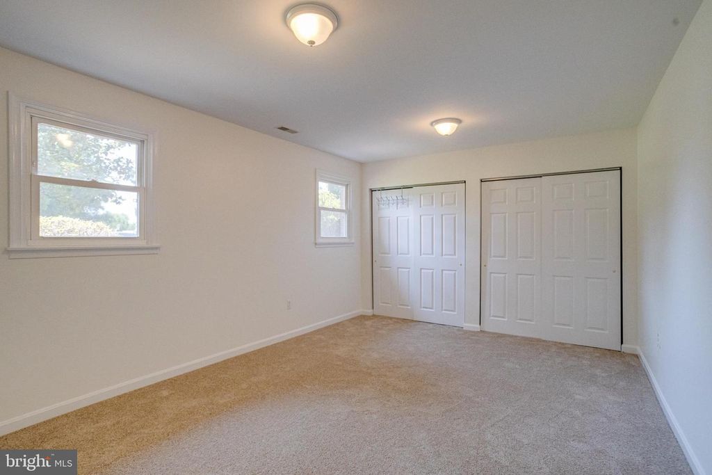 Image 57 of property listing at 114 CEDAR RD, Chester, MD 21619