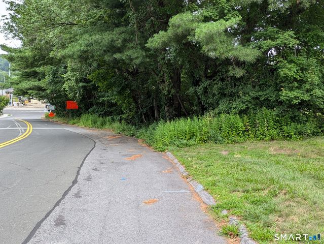 269 Flanders Road 1B, East Lyme, CT 06333