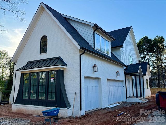 318 Lansdowne Road, Charlotte, NC 28270