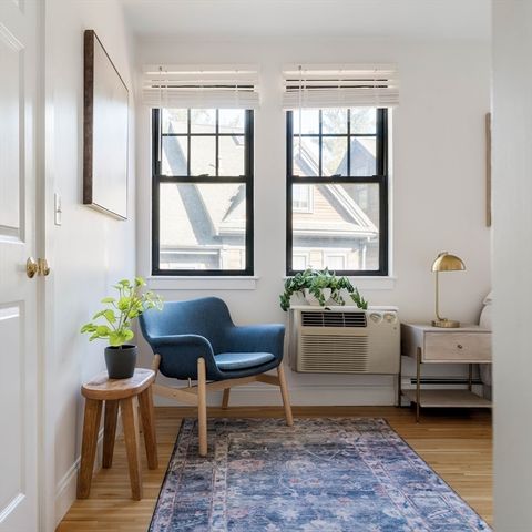 241 River Street 6, Cambridge, MA 02139