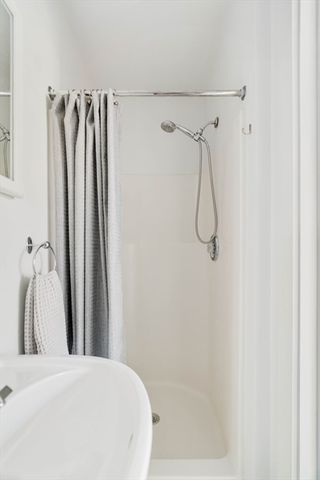 241 River Street 6, Cambridge, MA 02139