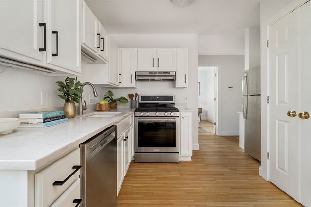 241 River Street 6, Cambridge, MA 02139