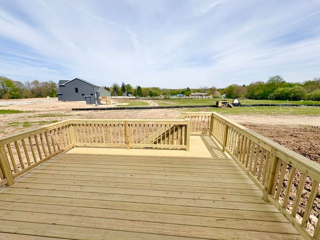 7082 Kettle Dale Avenue SE, Alto, MI 49302