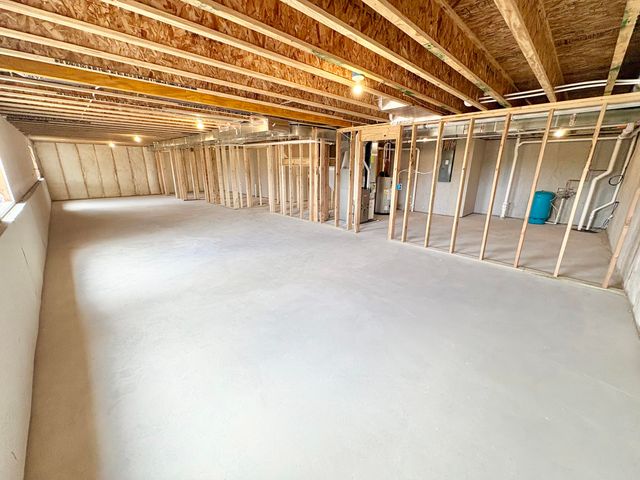 7082 Kettle Dale Avenue SE, Alto, MI 49302
