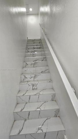 7085 W Sunrise Blvd 7085, Plantation, FL 33313