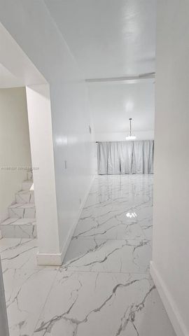 7085 W Sunrise Blvd 7085, Plantation, FL 33313