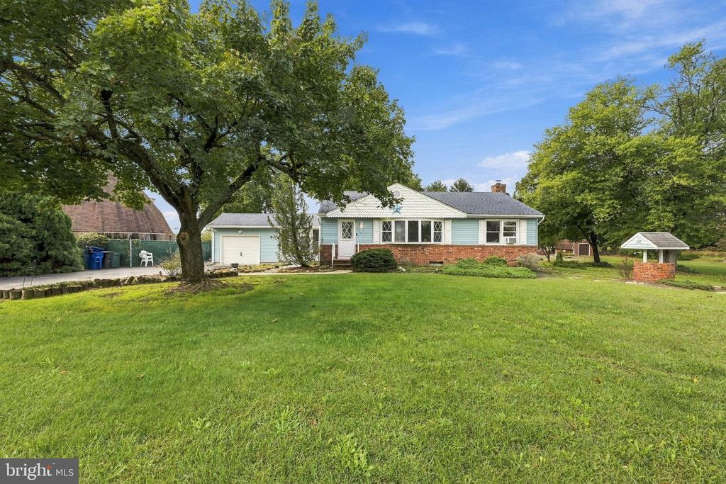 161 CARRANZA, TABERNACLE TWP, NJ 08088 — photo 2