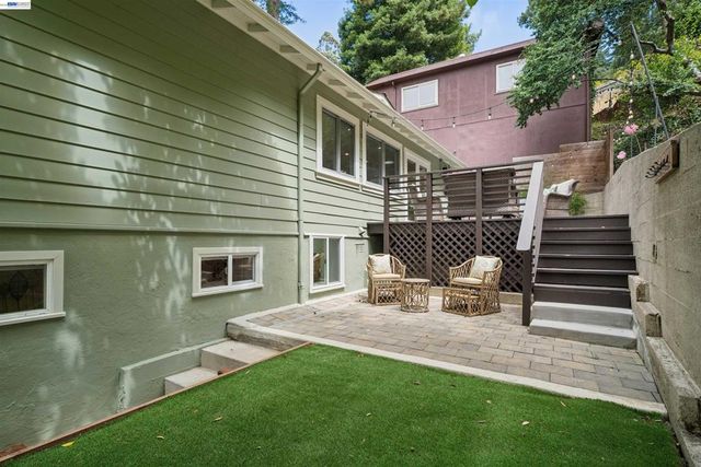 29 Eastwood Ct, Oakland, CA 94611