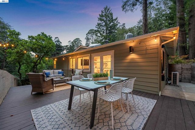 29 Eastwood Ct, Oakland, CA 94611