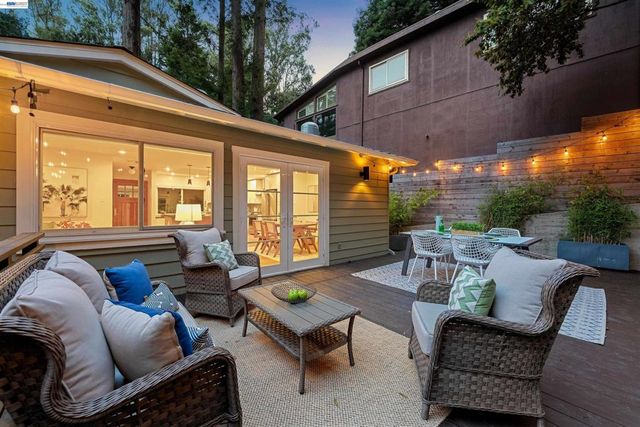 29 Eastwood Ct, Oakland, CA 94611