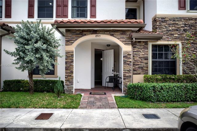 8915 W 35th Ave, Hialeah, FL 33018