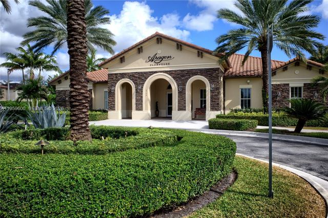 8915 W 35th Ave, Hialeah, FL 33018