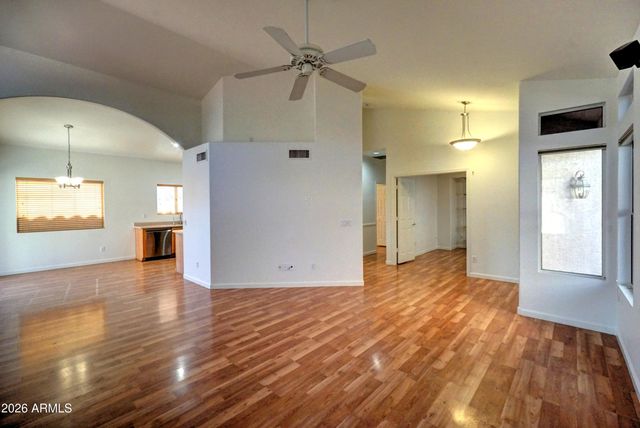 4329 E SOUTH FORK Drive, Phoenix, AZ 85044