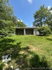 5456 State Road 111, New Albany, IN 47150