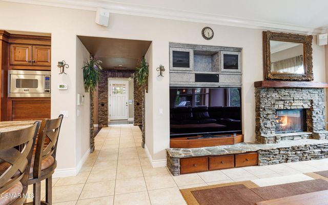 3261 Indian Creek Place, Simi Valley, CA 93063