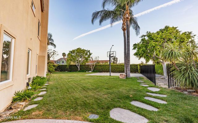 3261 Indian Creek Place, Simi Valley, CA 93063