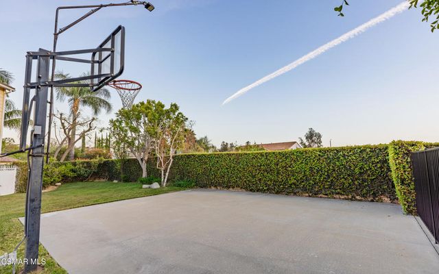 3261 Indian Creek Place, Simi Valley, CA 93063