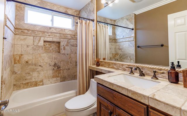 3261 Indian Creek Place, Simi Valley, CA 93063