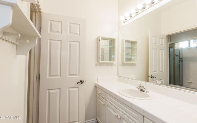 3261 Indian Creek Place, Simi Valley, CA 93063