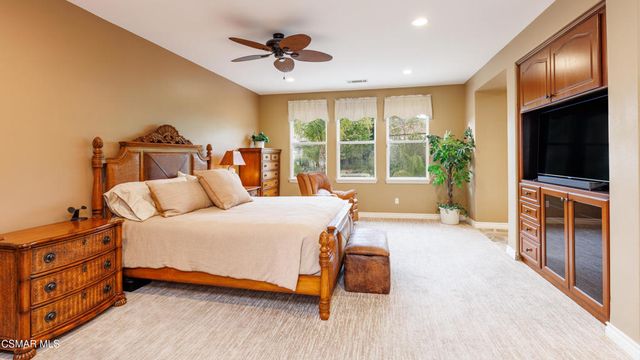 3261 Indian Creek Place, Simi Valley, CA 93063