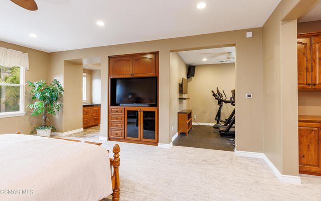 3261 Indian Creek Place, Simi Valley, CA 93063