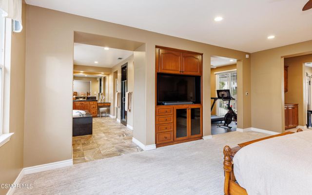 3261 Indian Creek Place, Simi Valley, CA 93063