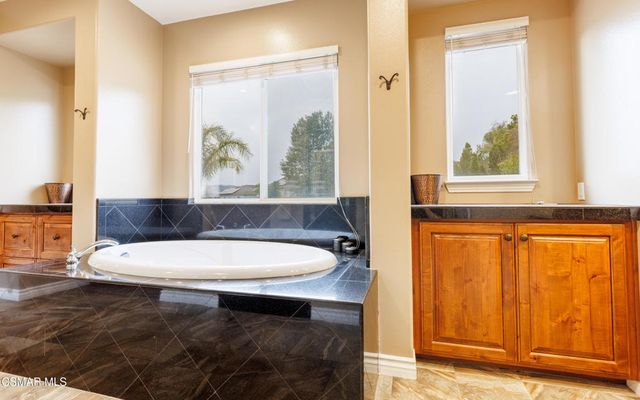 3261 Indian Creek Place, Simi Valley, CA 93063