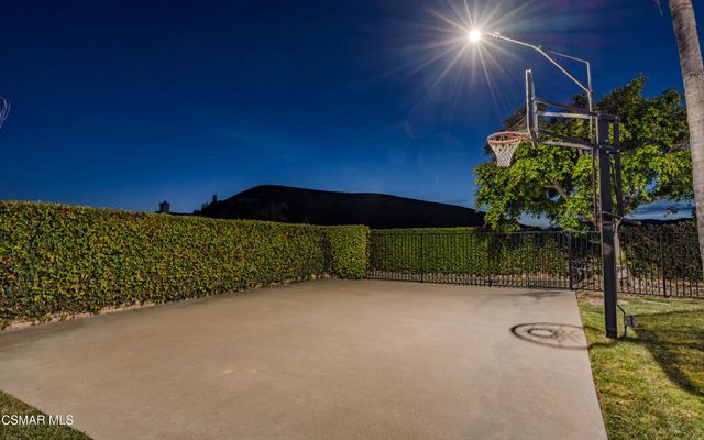 3261 Indian Creek Place, Simi Valley, CA 93063
