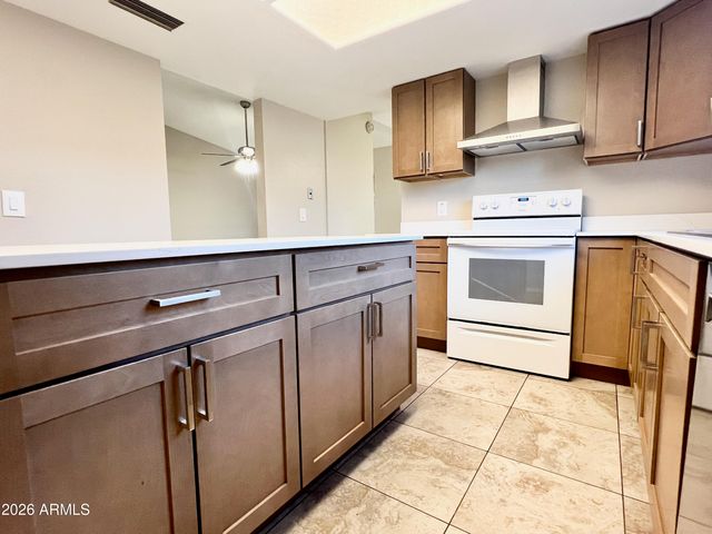 1808 N BULLMOOSE Drive, Chandler, AZ 85224