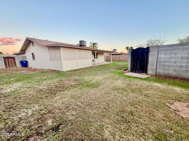 1808 N BULLMOOSE Drive, Chandler, AZ 85224