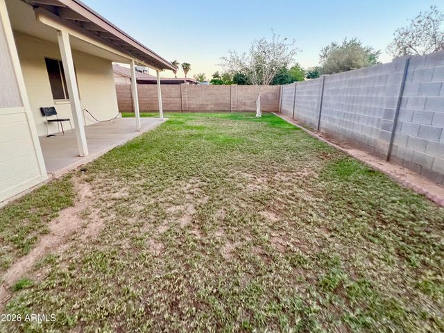 1808 N BULLMOOSE Drive, Chandler, AZ 85224