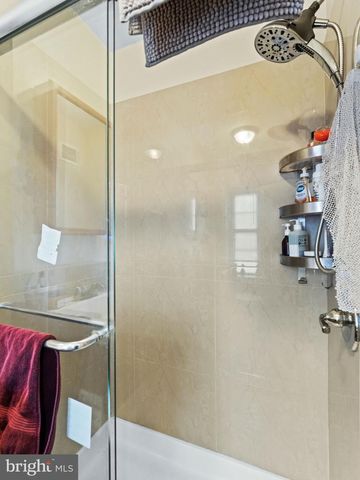 4019 POWELTON AVE, Philadelphia, PA 19104