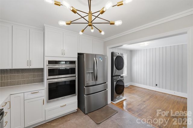 2214 Arnold Drive, Charlotte, NC 28205