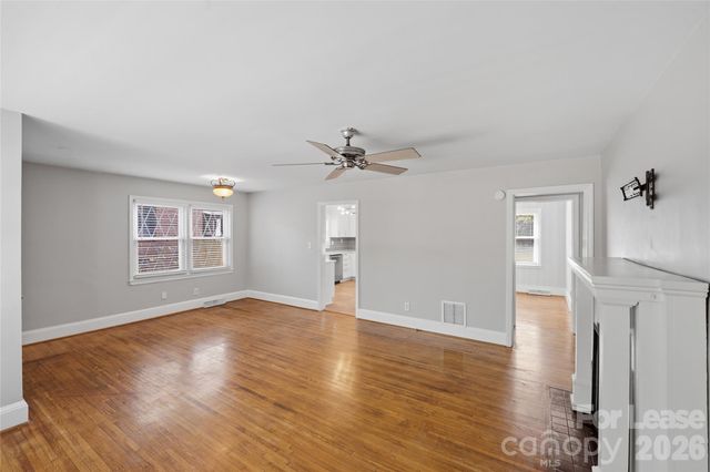 2214 Arnold Drive, Charlotte, NC 28205