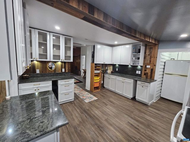 7559 ESMONT RD, Esmont, VA 22937