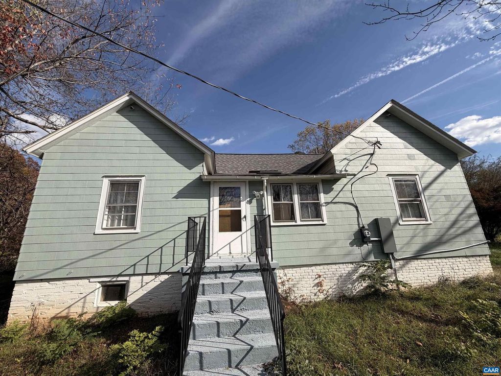 7559 ESMONT RD, Esmont, VA 22937