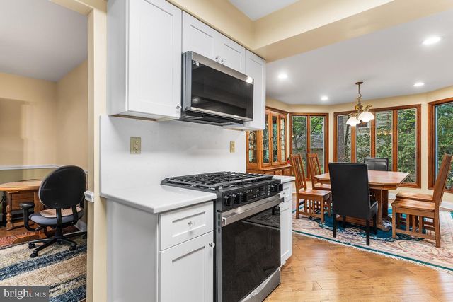 15 FIR LN, Voorhees, NJ 08043