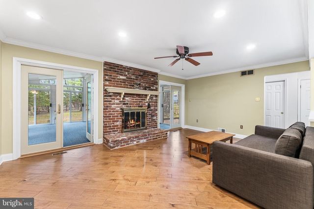 15 FIR LN, Voorhees, NJ 08043