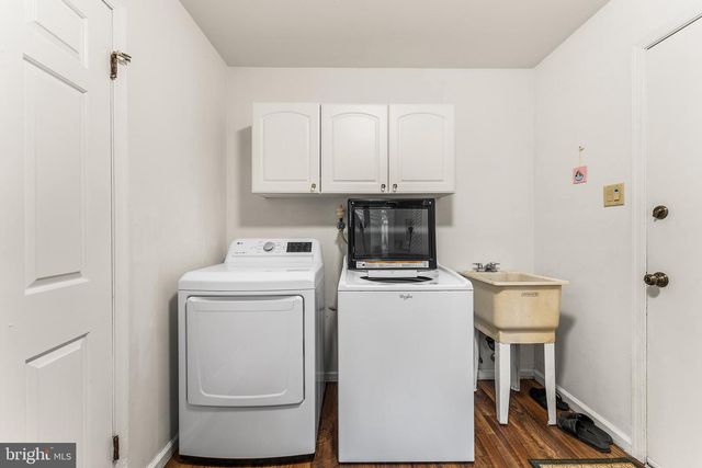 15 FIR LN, Voorhees, NJ 08043