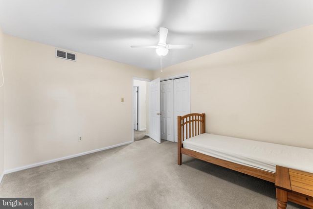 15 FIR LN, Voorhees, NJ 08043