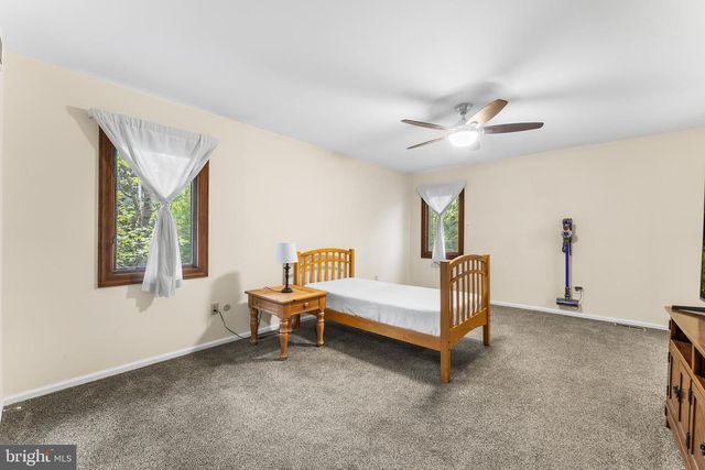 15 FIR LN, Voorhees, NJ 08043