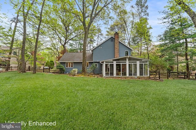 15 FIR LN, Voorhees, NJ 08043