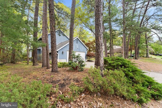 15 FIR LN, Voorhees, NJ 08043