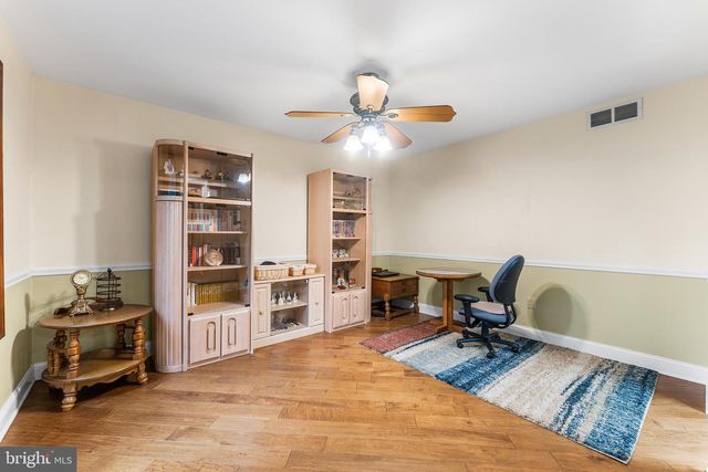 15 FIR LN, Voorhees, NJ 08043